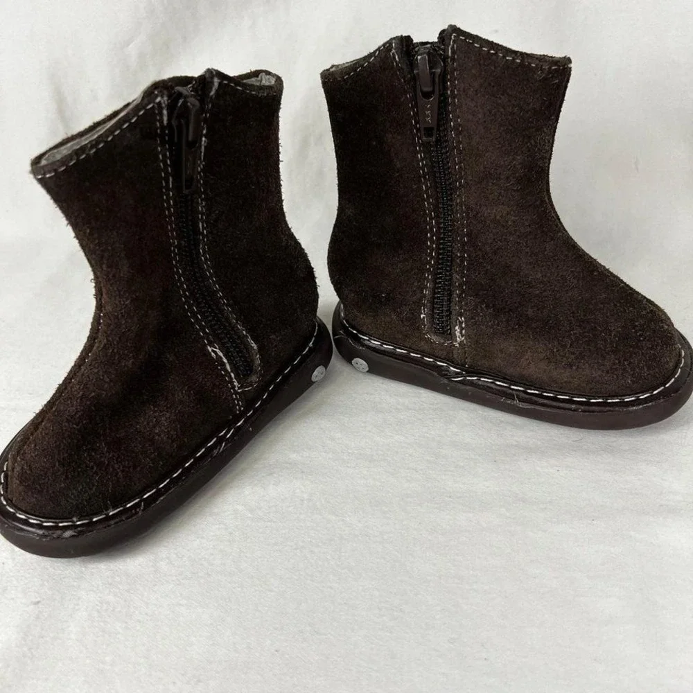 Wee Squeak Ankle Boots Kids Size 3 Brown Suede Leather Excellent Squeaky WS1001